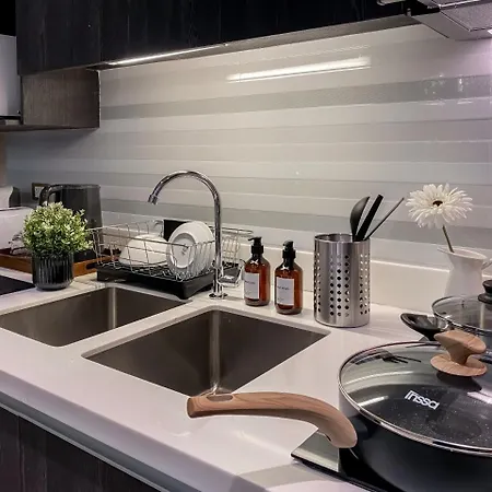 Stylish Exquisite 1Br Apartment